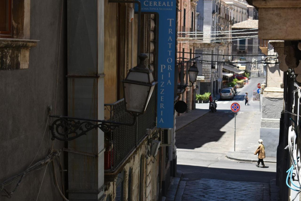 Casa Vacanza La Collegiata CTA Exteriér fotografie