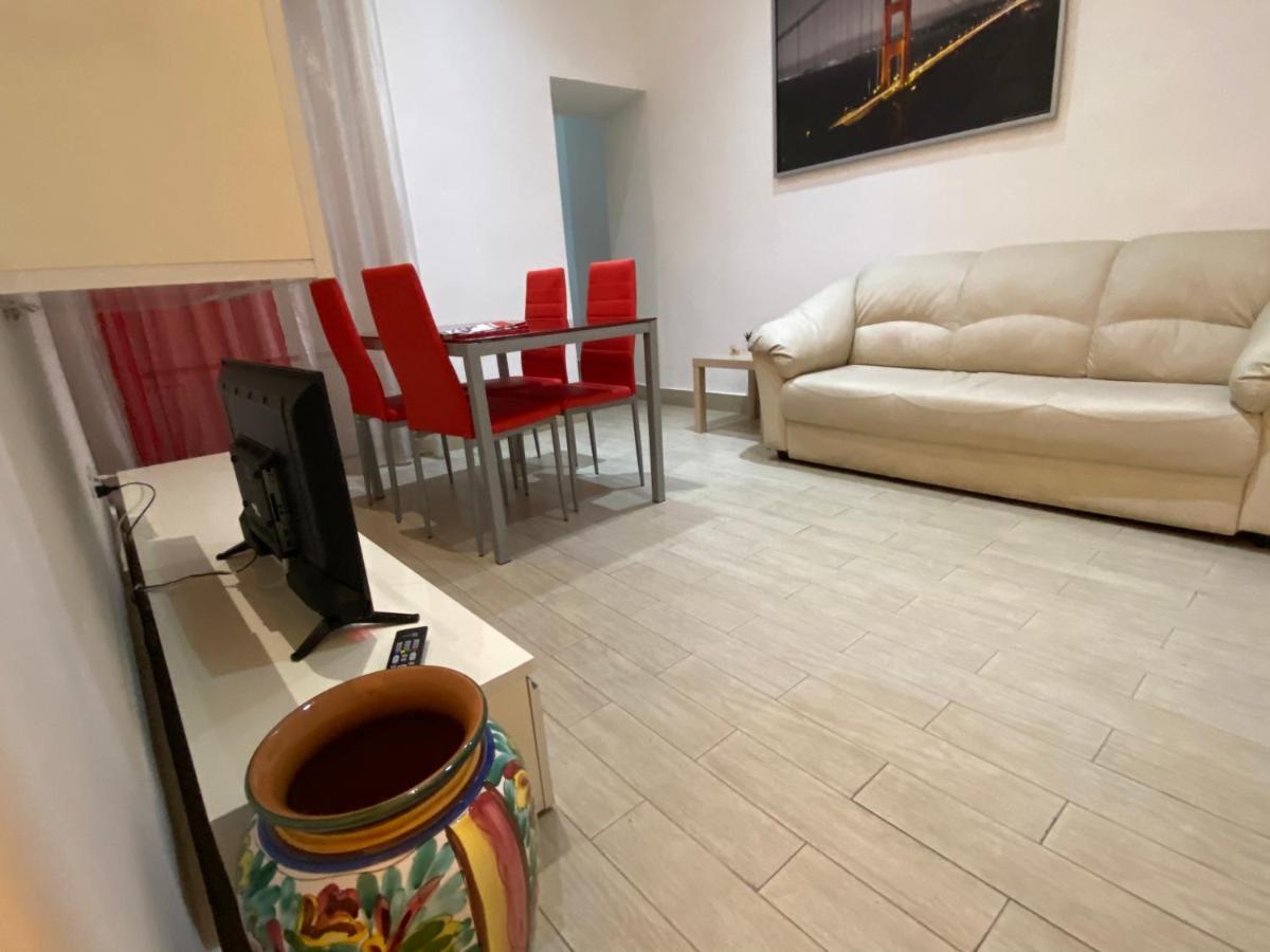 Casa Vacanza La Collegiata CTA Exteriér fotografie